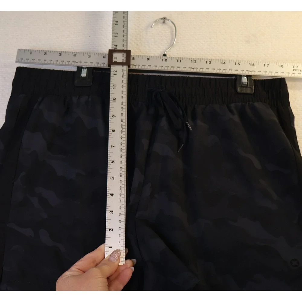 Xersion Mens XL Shorts Black Camo Elastic Waist Drawstring Athletic Training